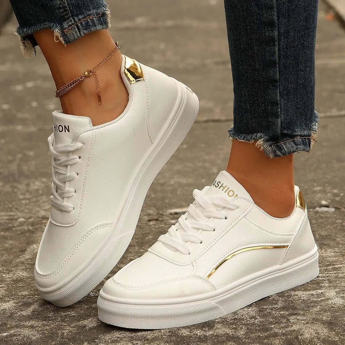 Fashionable Slip-on White Flats with Thick Sole for Women