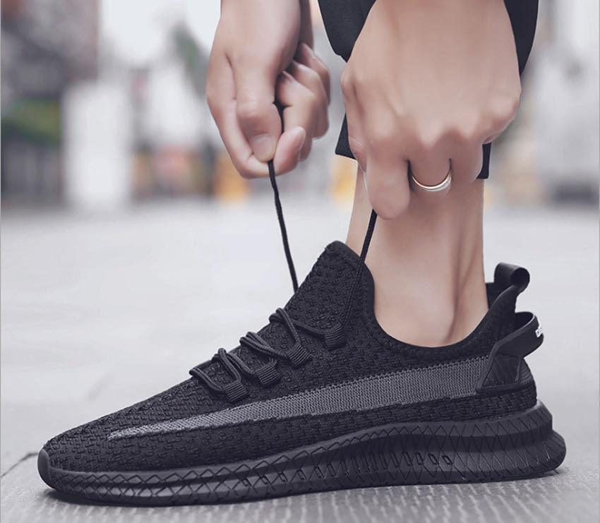 Men's Lightweight Breathable Running Sports Casual Shoes